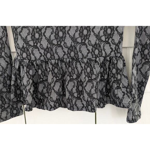 Lily Rose Women's Size Medium Top ~ Floral Print Scoop Neck Long Sleeve Peplum - Picture 5 of 8